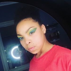 Meet your Posher, Jimara